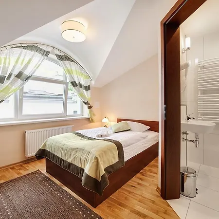 Lesna Polana- Blisko Centrum, Mini Spa, Cicha, Spokojna Okolica, Parking Gratis 3*